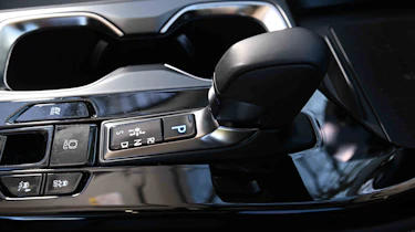Lexus NX - gear selector