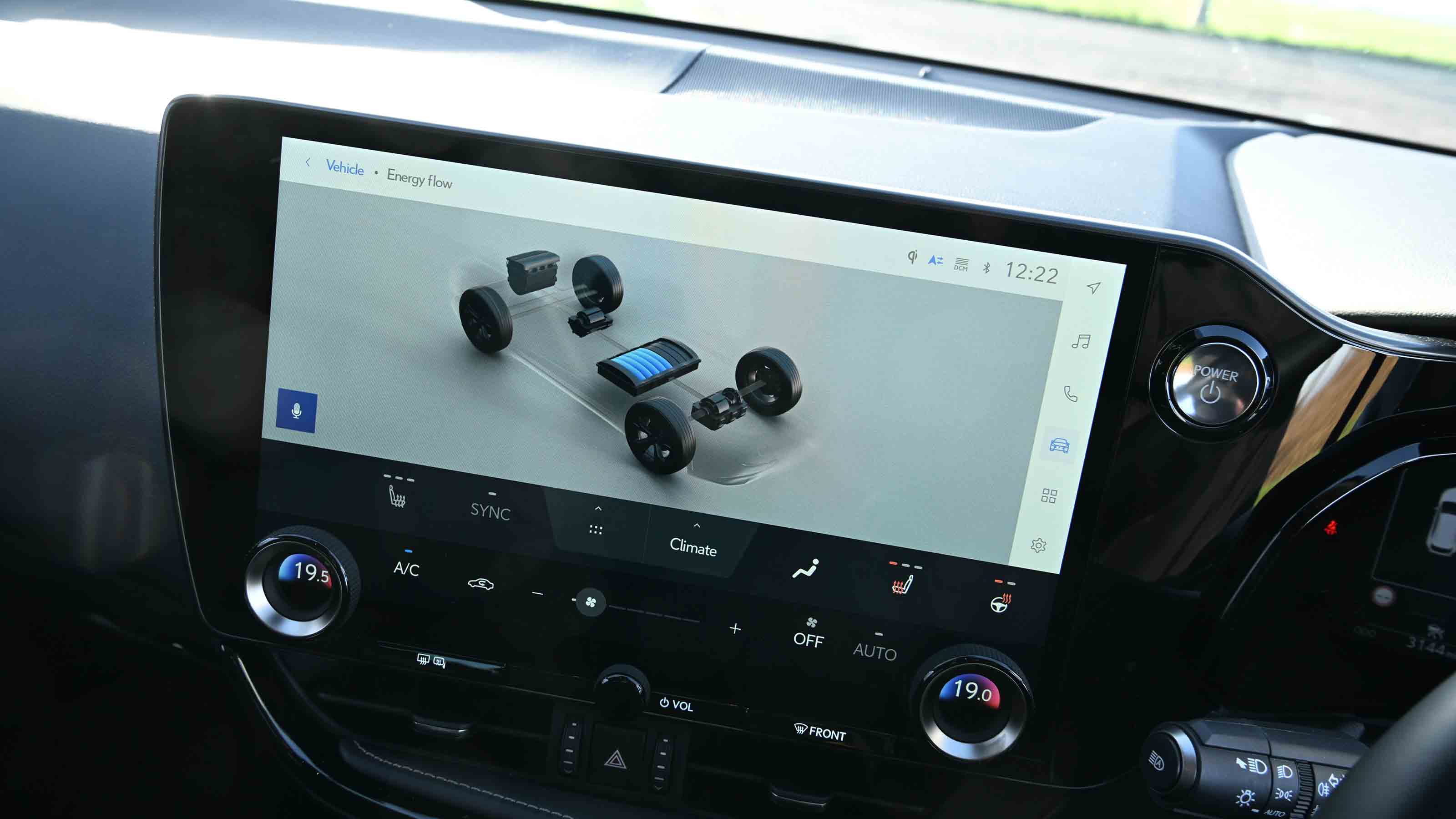 Lexus NX - hybrid drive display