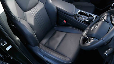 Lexus NX - front seats