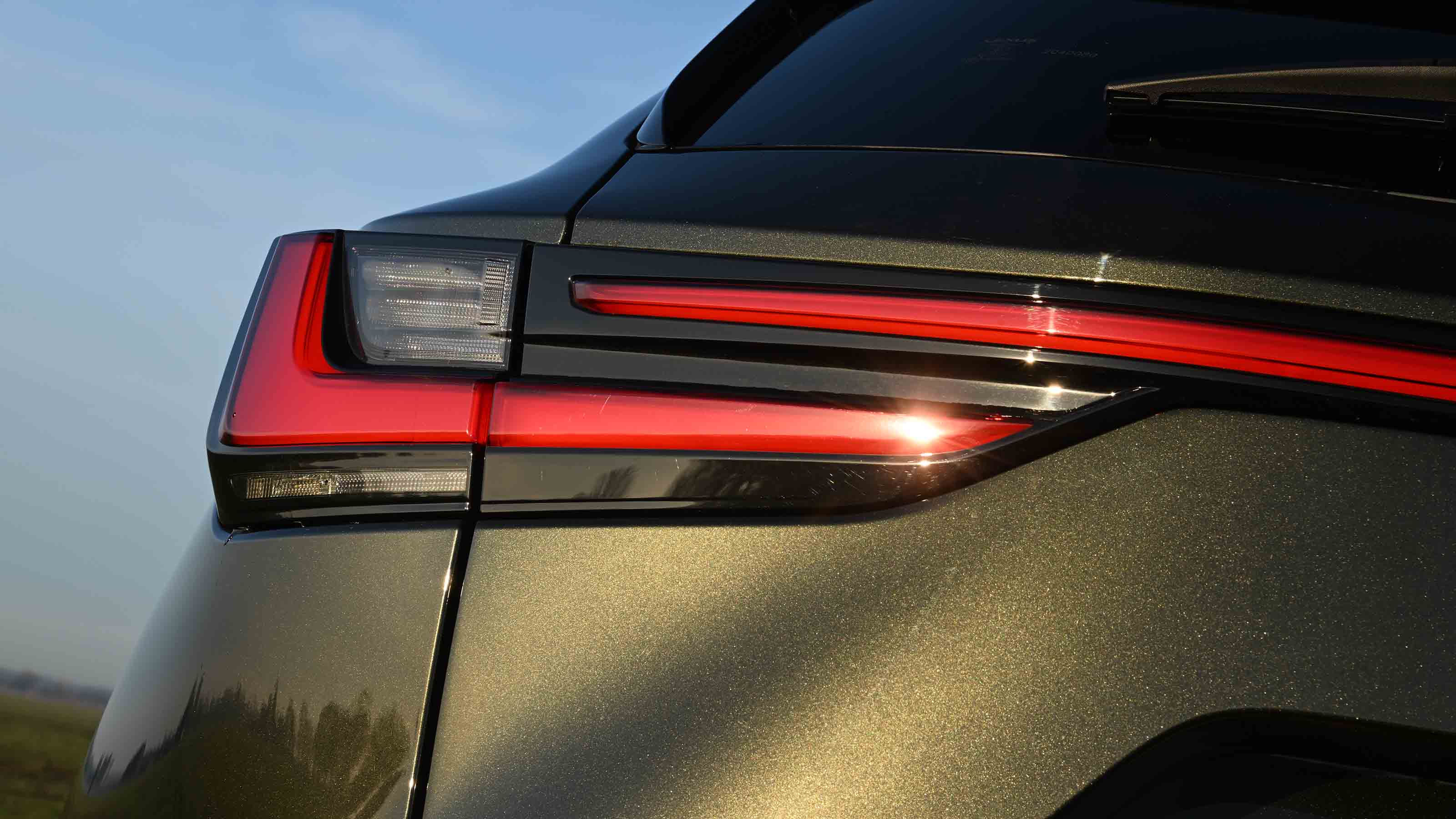 Lexus NX - rear light detail