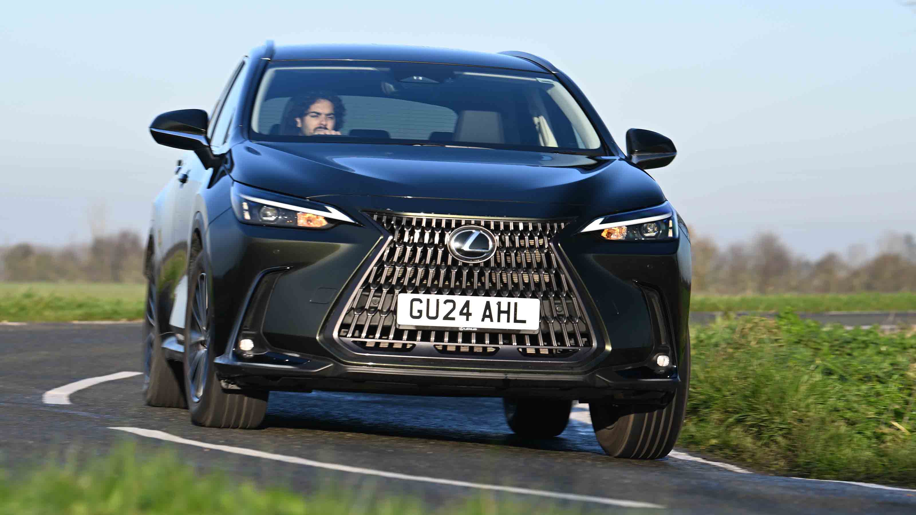 Lexus NX - front cornering