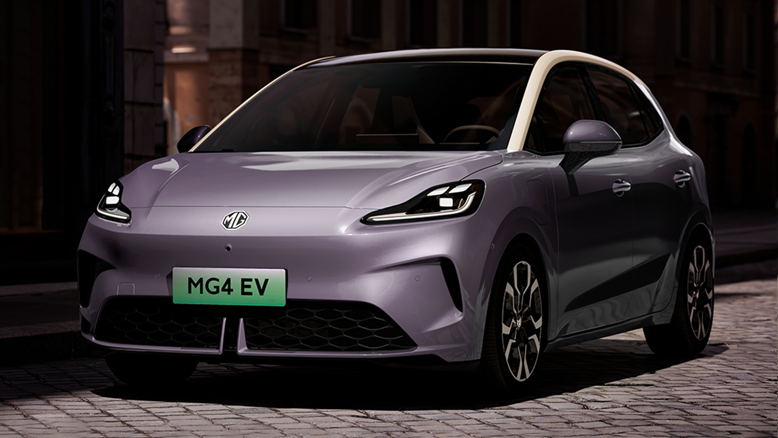 New MG MG4 EV facelift - front static 