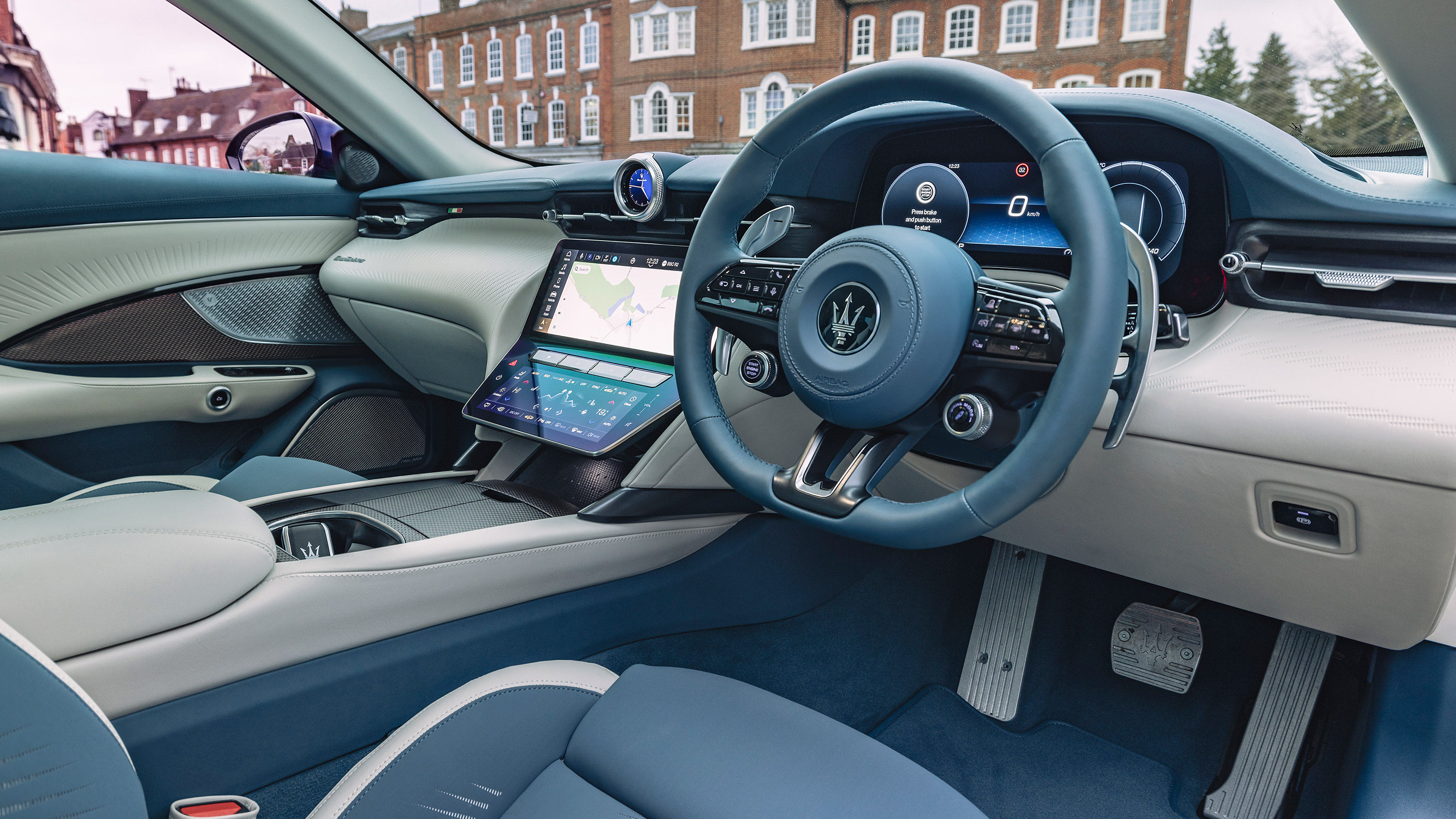 Maserati GranTurismo Folgore - dash