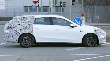 Mercedes CLA Shooting Brake - side profile