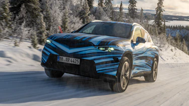 Mercedes GLC prototype - front tracking