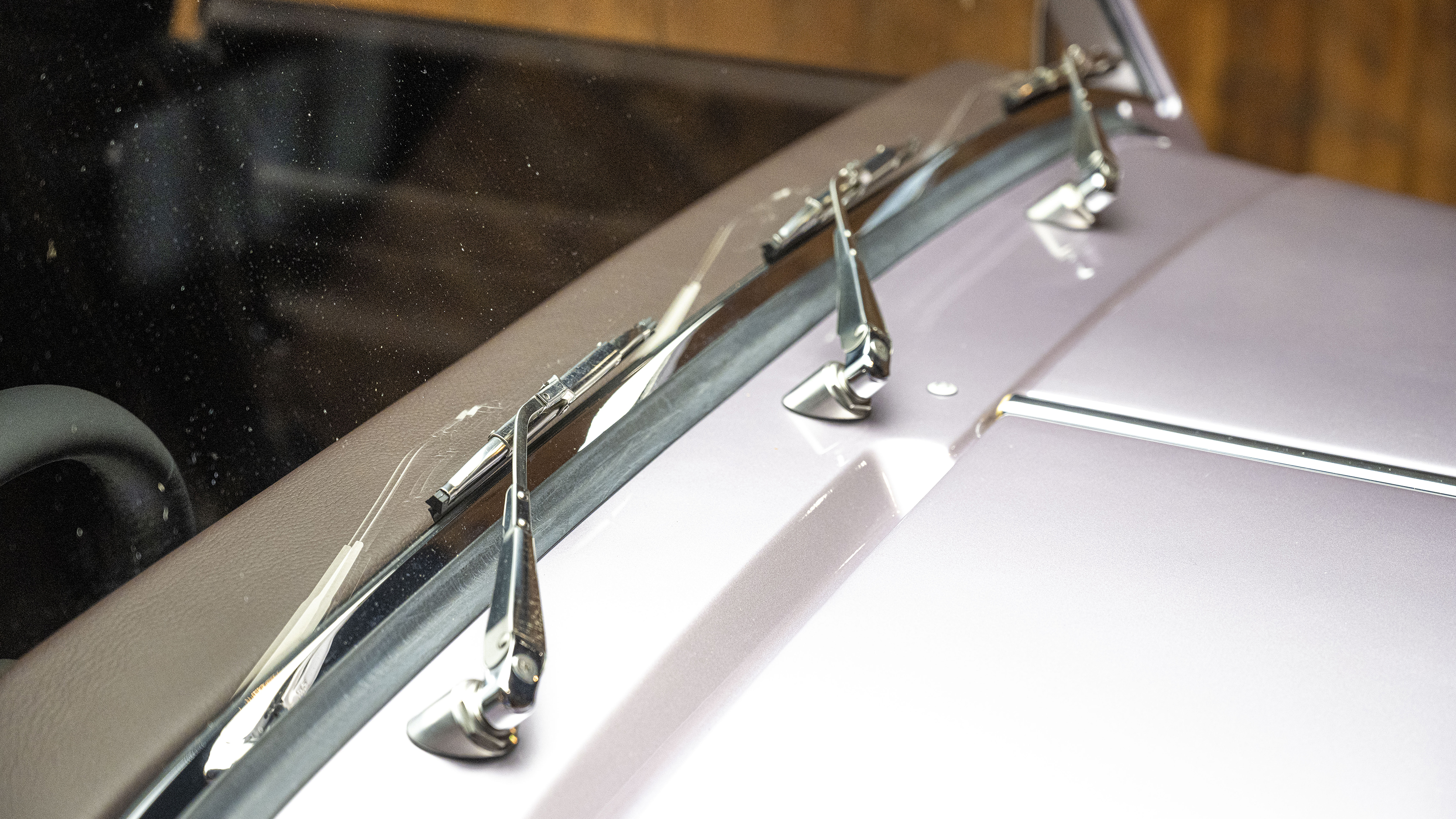 Morgan Supersport hard-top - windscreen wipers