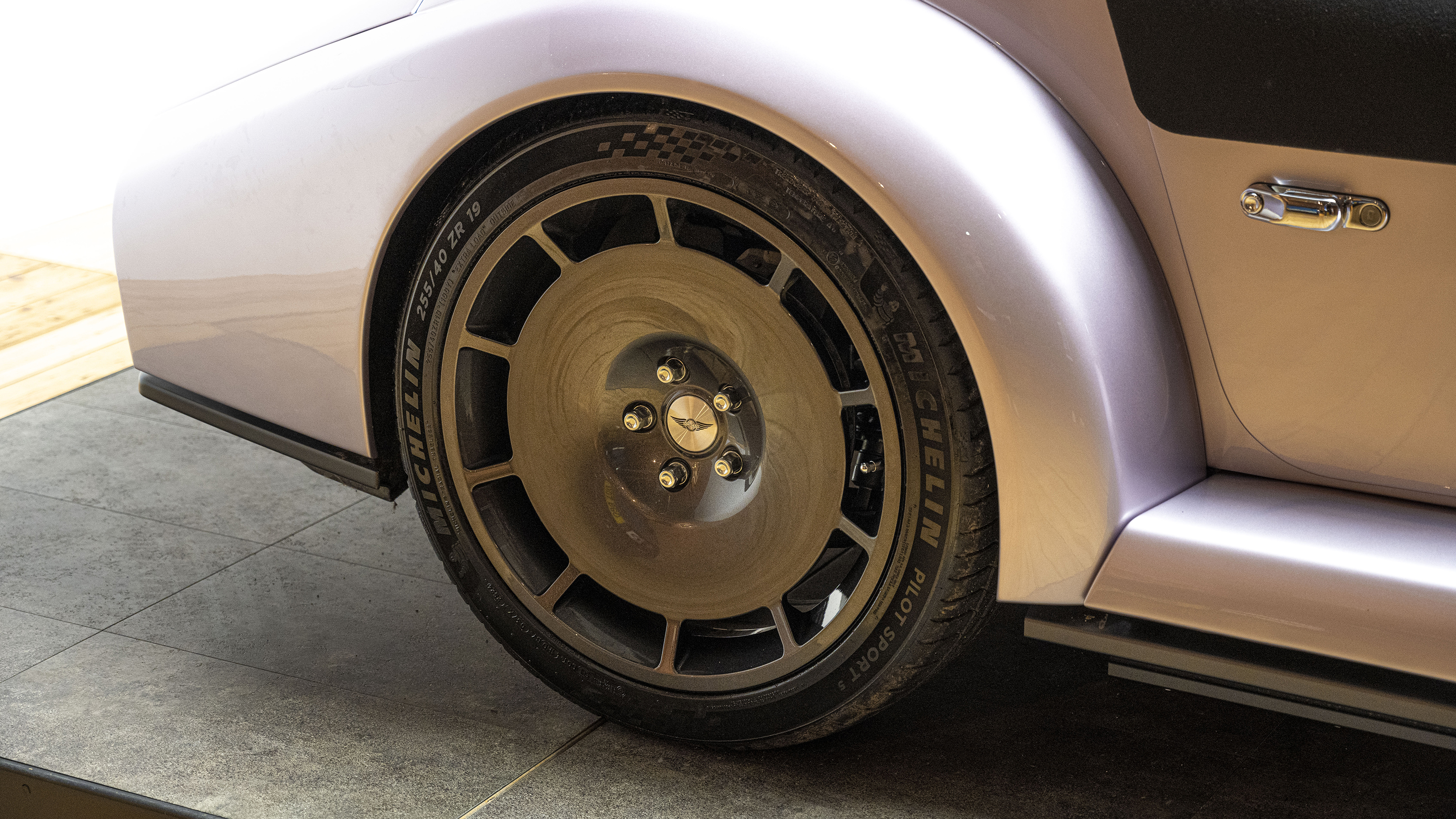 Morgan Supersport hard-top - alloy wheels 