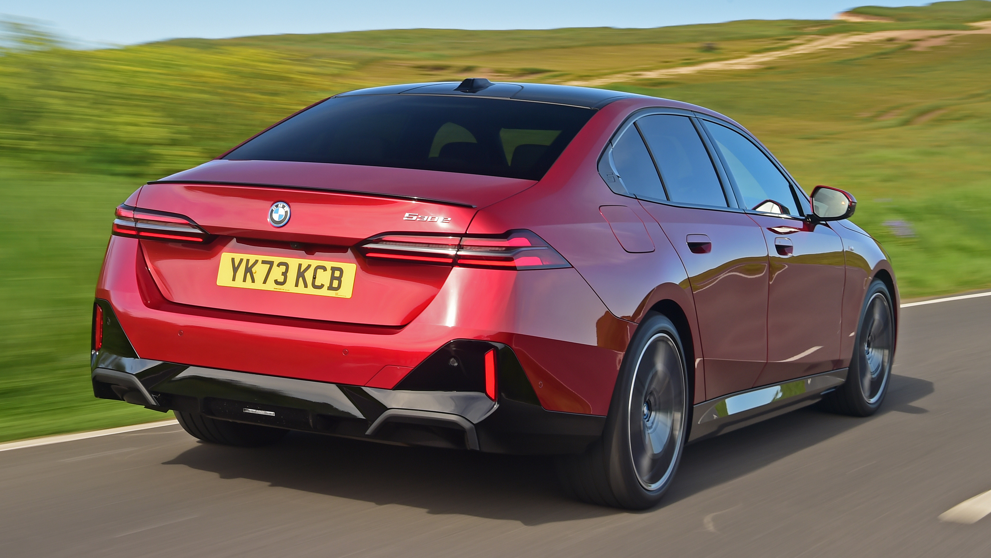 BMW 5 Series - rear tracking