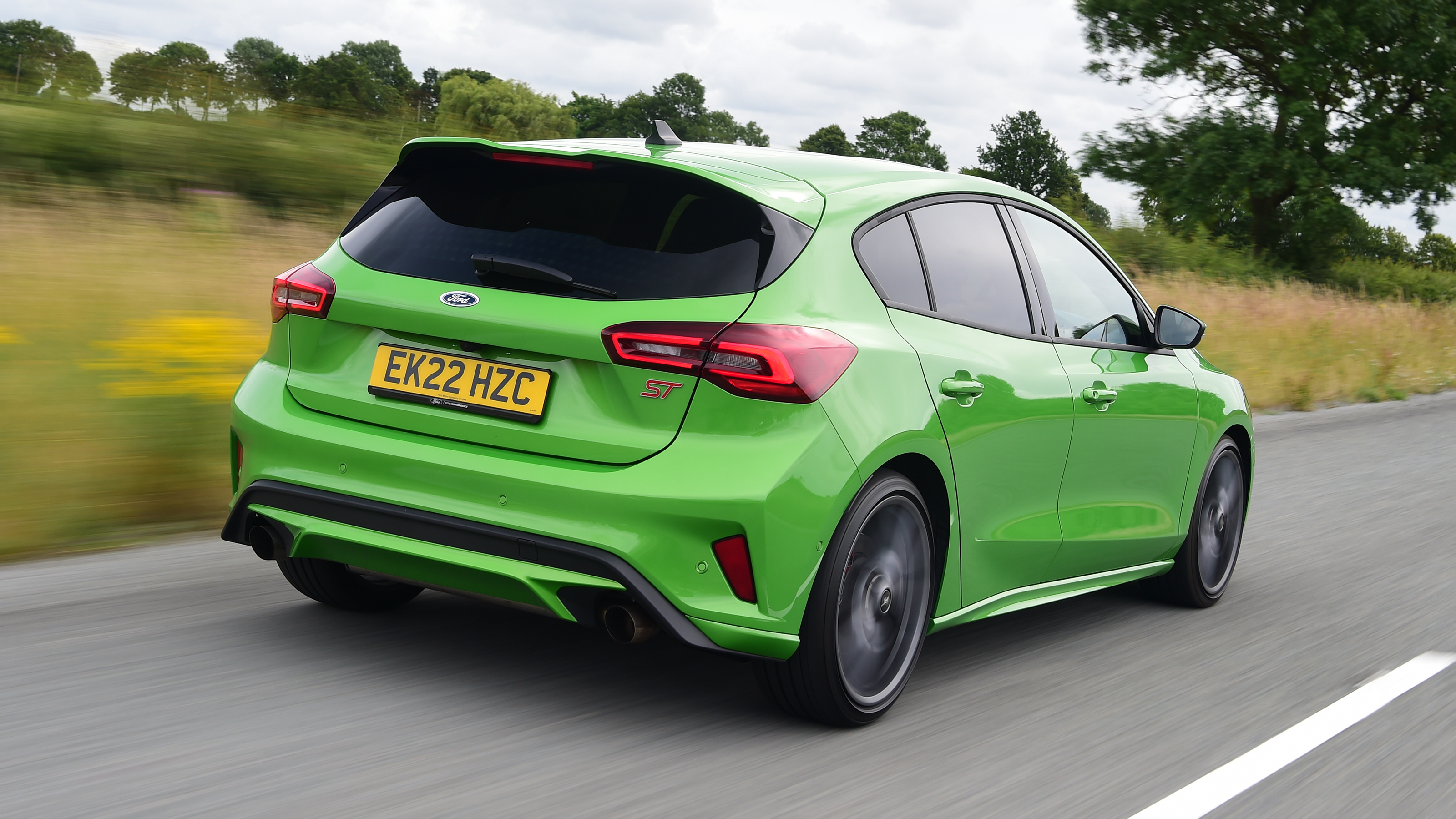Ford Focus ST - rear tracking
