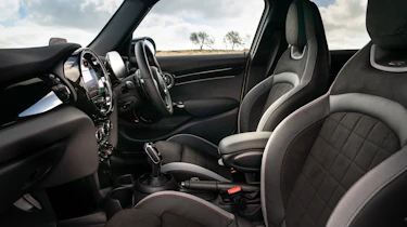 MINI Cooper - interior
