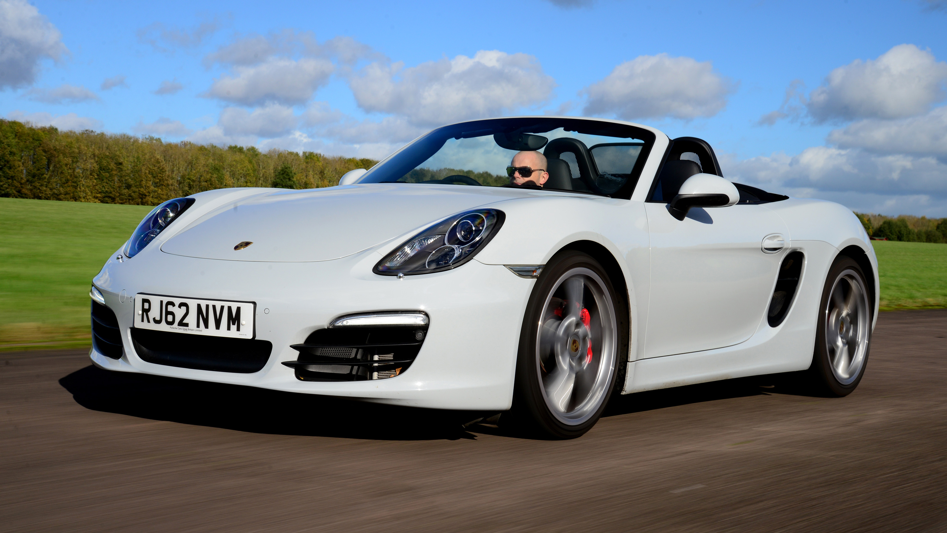 Porsche Boxster - front dynamic 