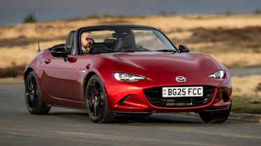 Mazda MX-5 - front cornering