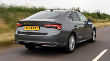 Skoda Octavia - rear tracking