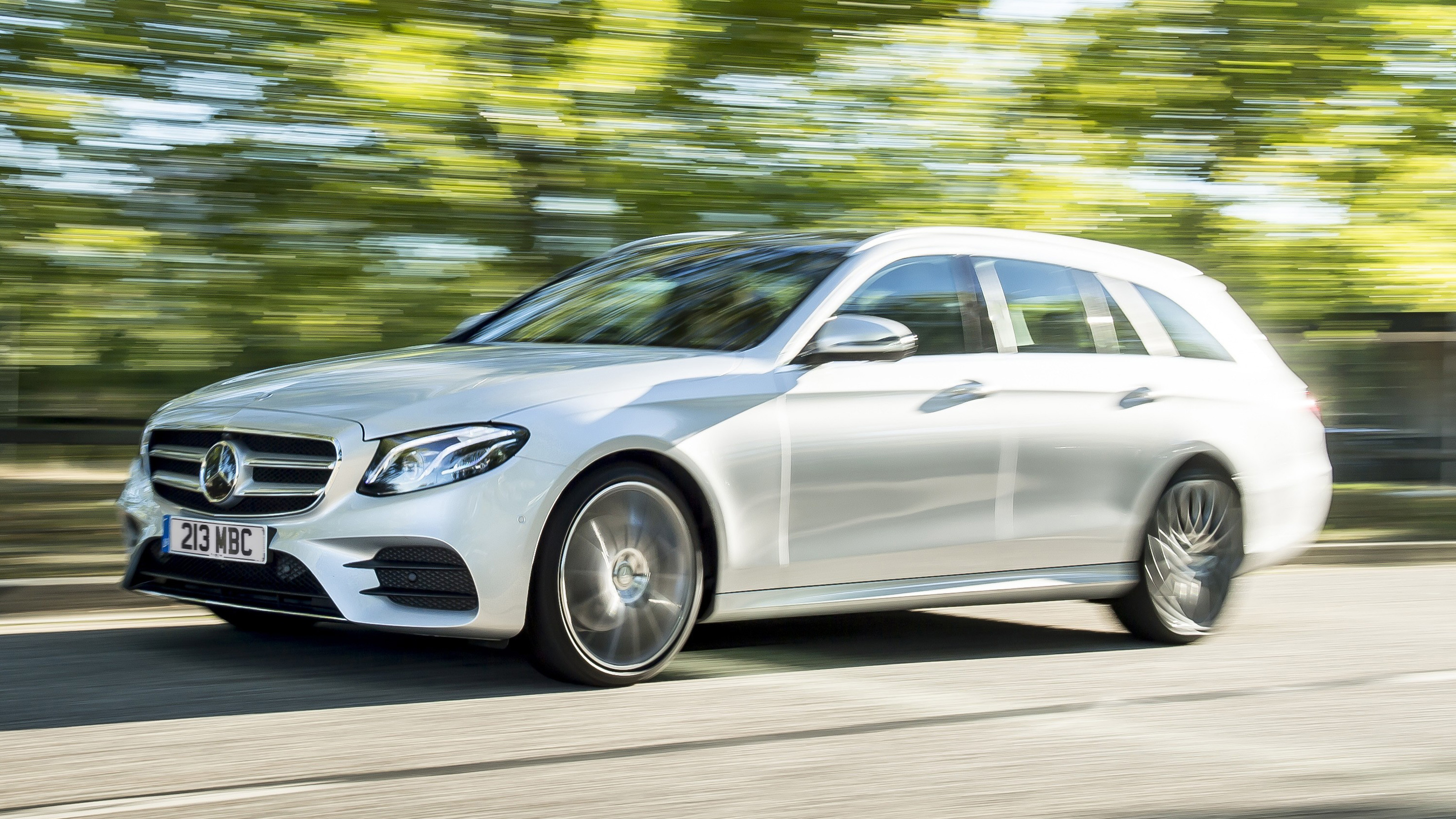 Mercedes E-Class Estate - front tracking