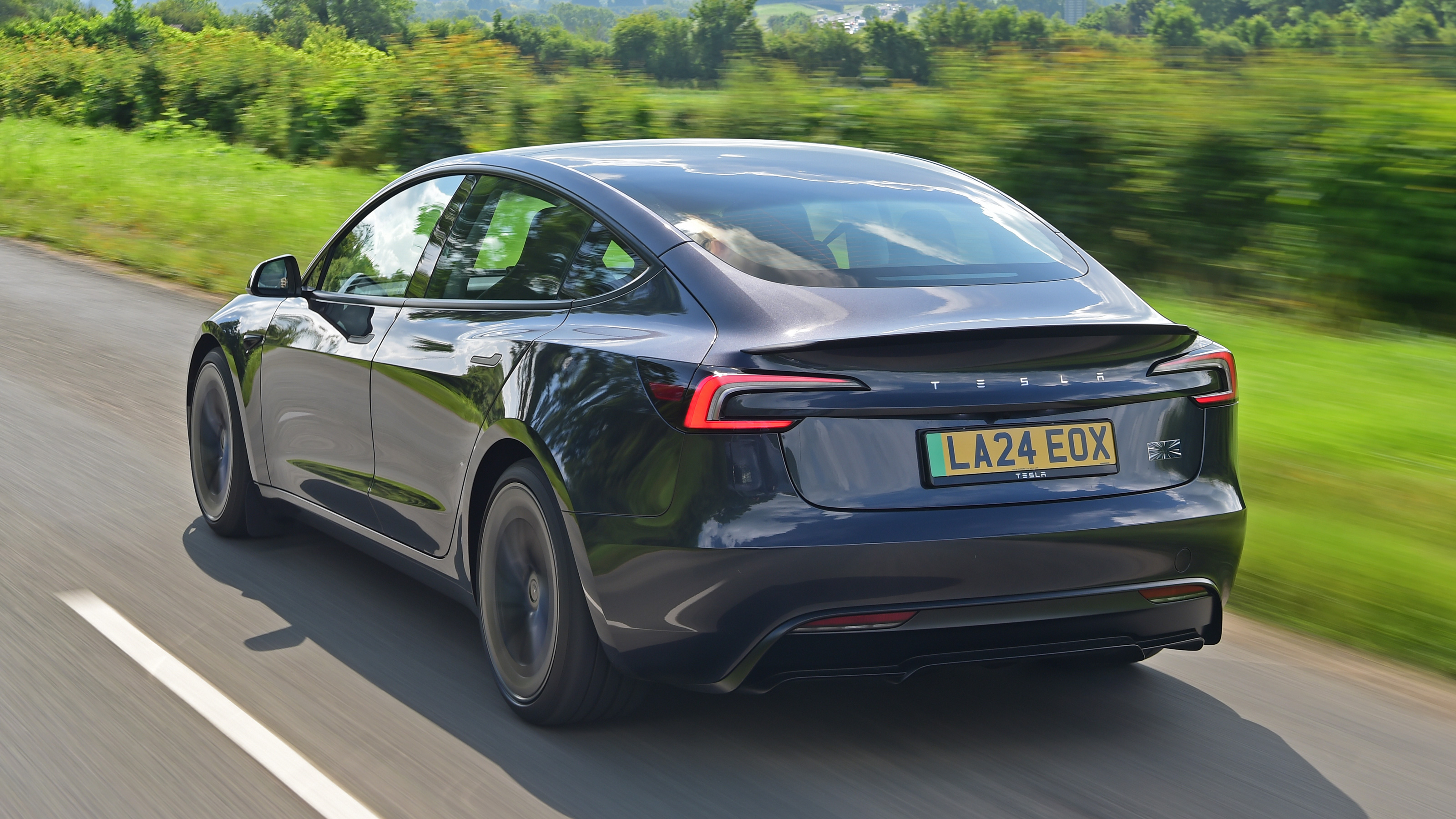 Tesla Model 3 - rear tracking