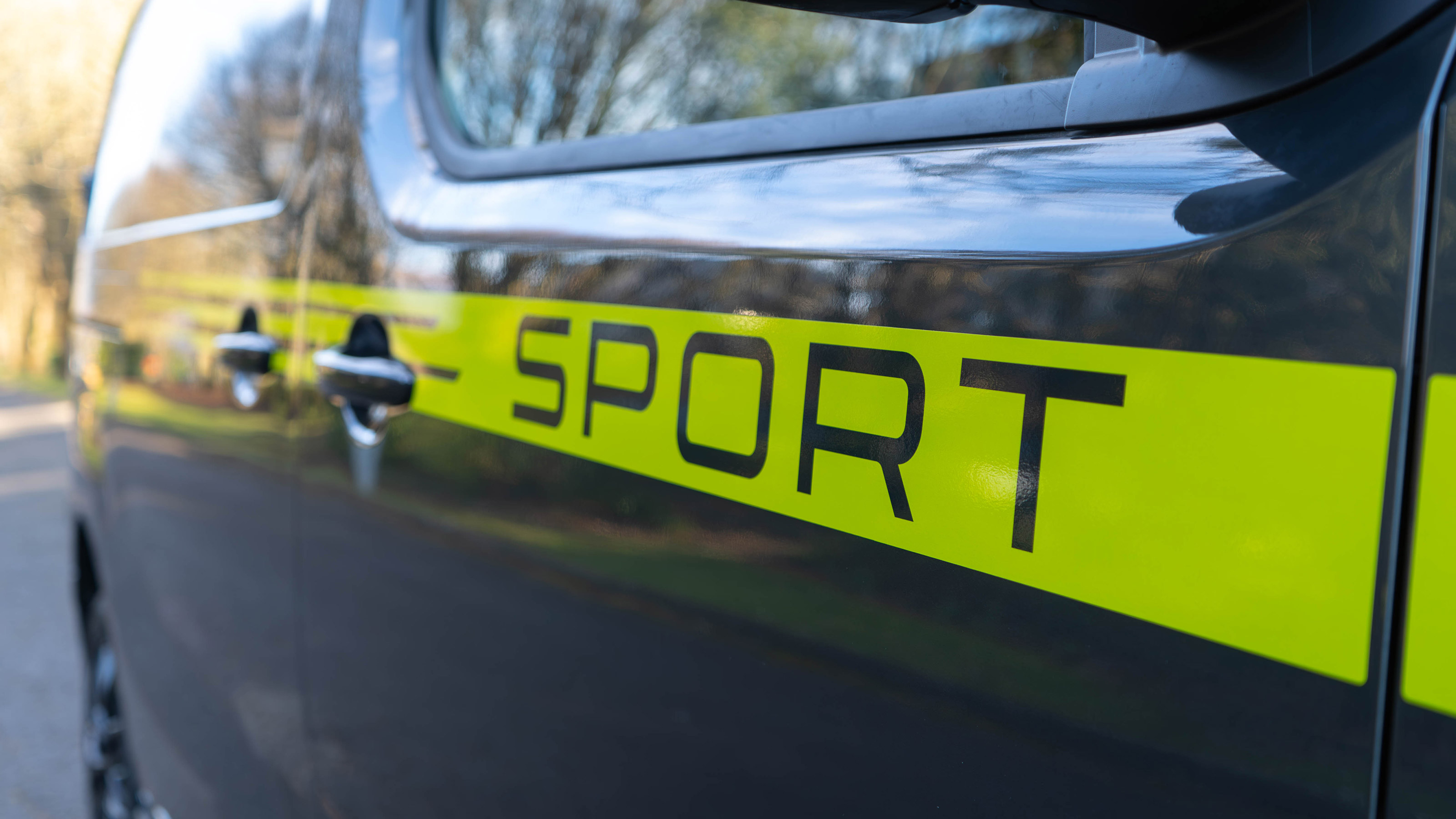 Peugeot Expert Sport - side detail