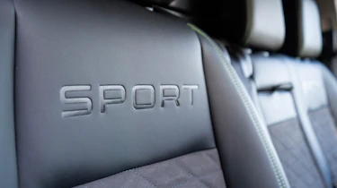 Peugeot Expert Sport - seat detail