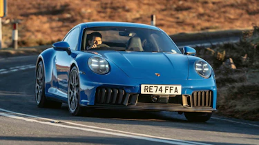 Porsche 911 - front cornering