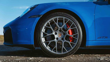 Porsche 911 - alloy wheel