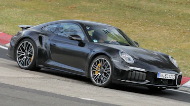 Porsche 911 Turbo S Facelift - front angled