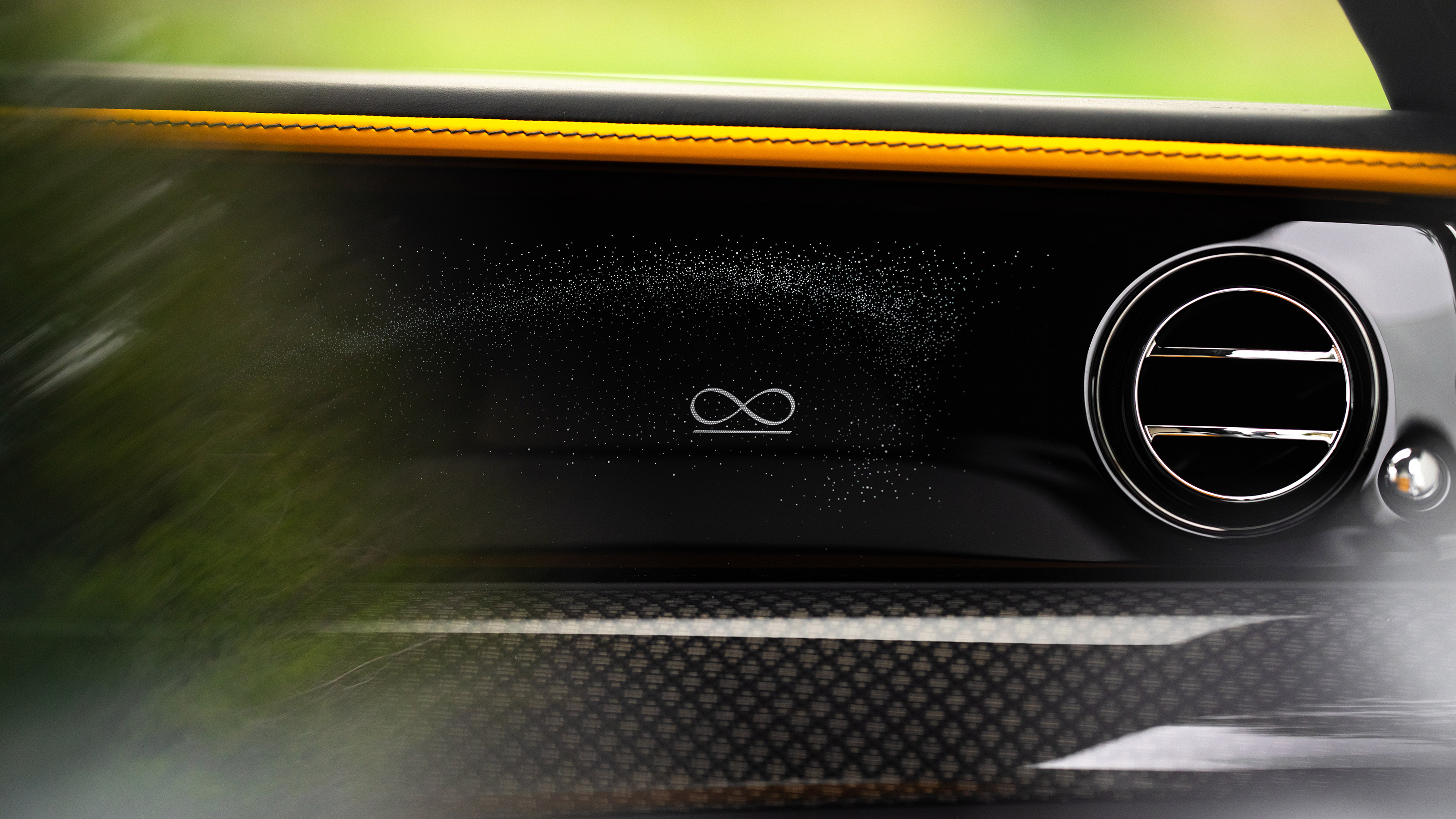 Rolls-Royce Spectre Black Badge - trim