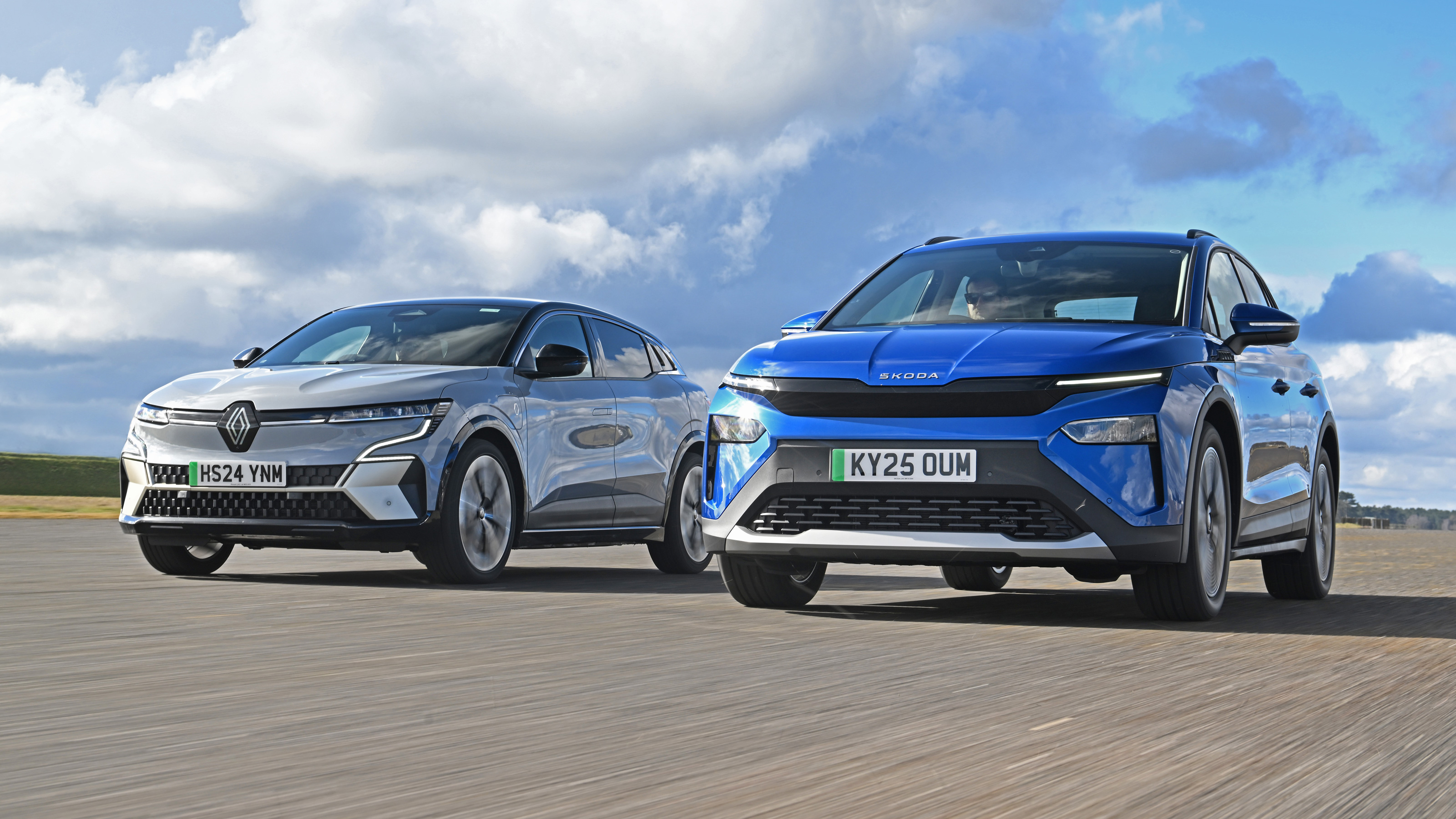 Skoda Elroq vs Renault Megane E-Tech - front tracking