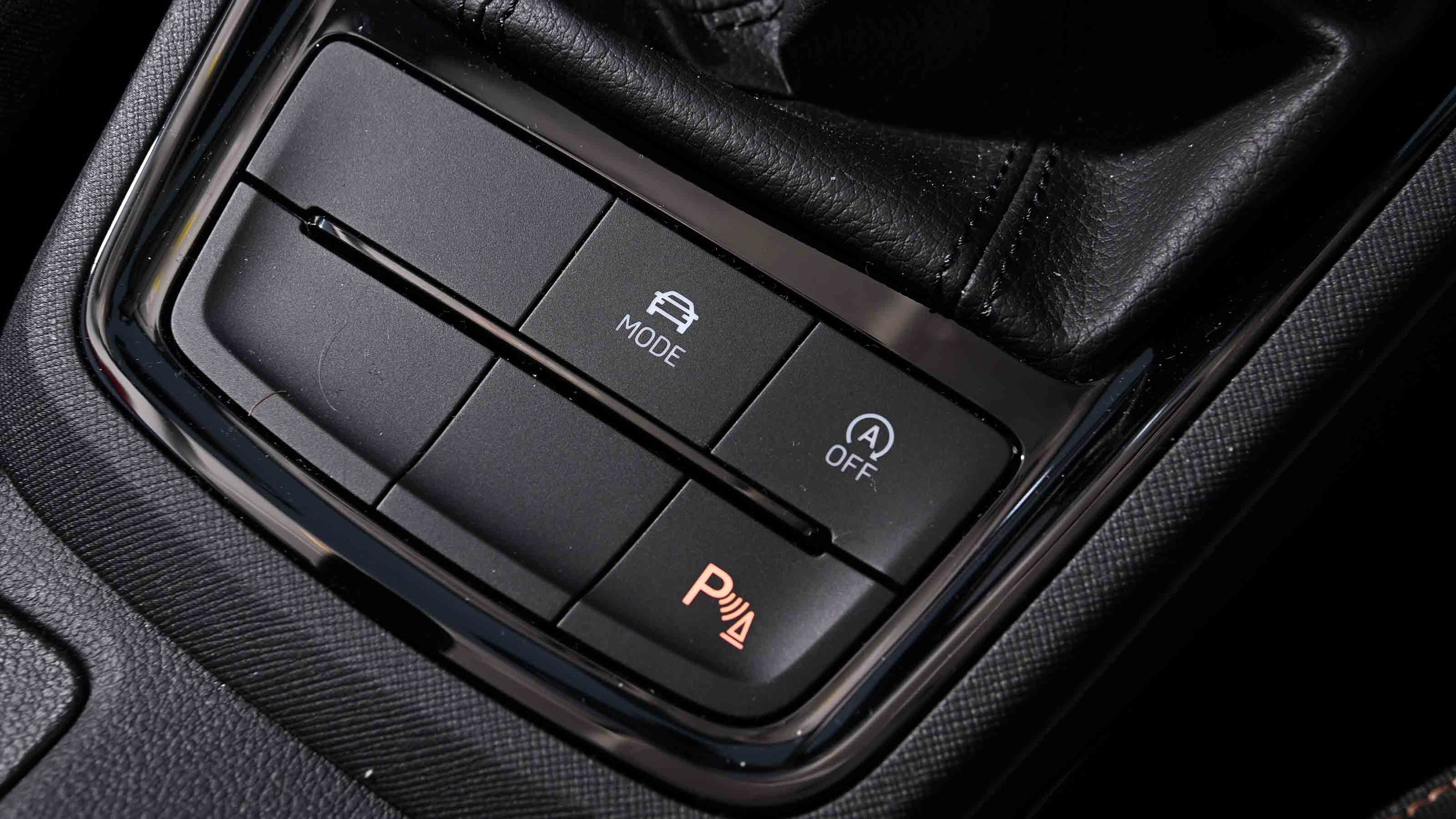 Skoda Kamiq - drive mode button