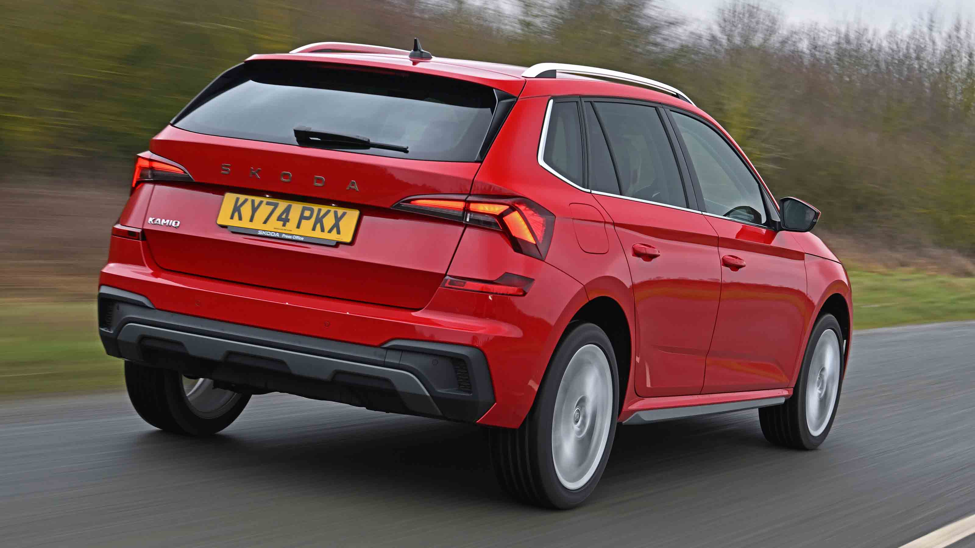 Skoda Kamiq - rear tracking