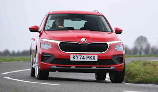 Skoda Kamiq - front cornering