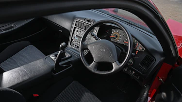 Toyota MR2 Mk2 - dashboard