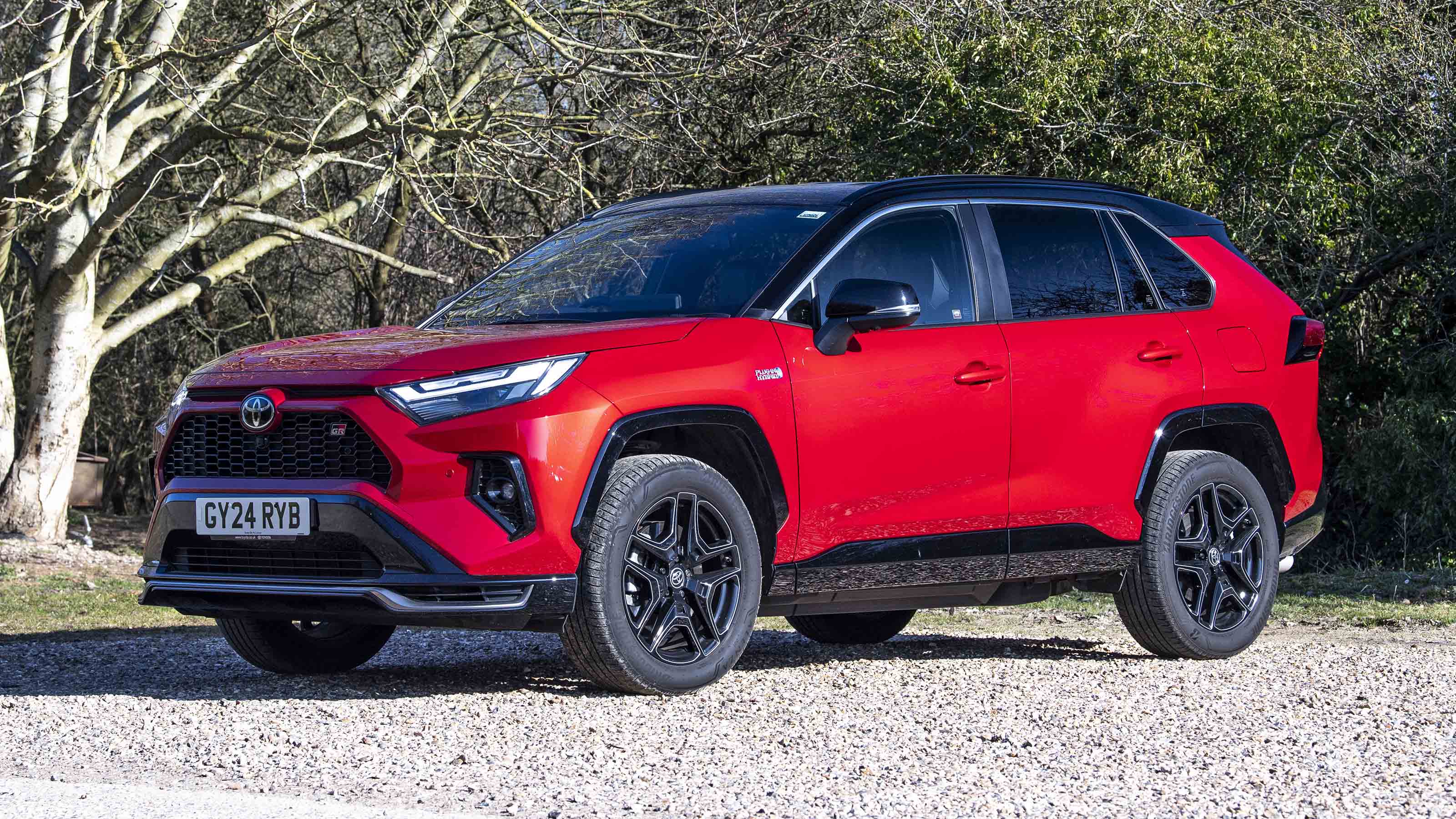 Toyota RAV4 - front static