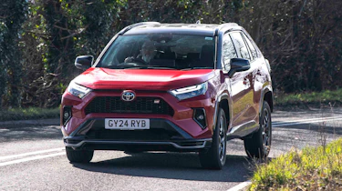 Toyota RAV4 - front, full width