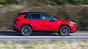 Toyota RAV4 - side panning