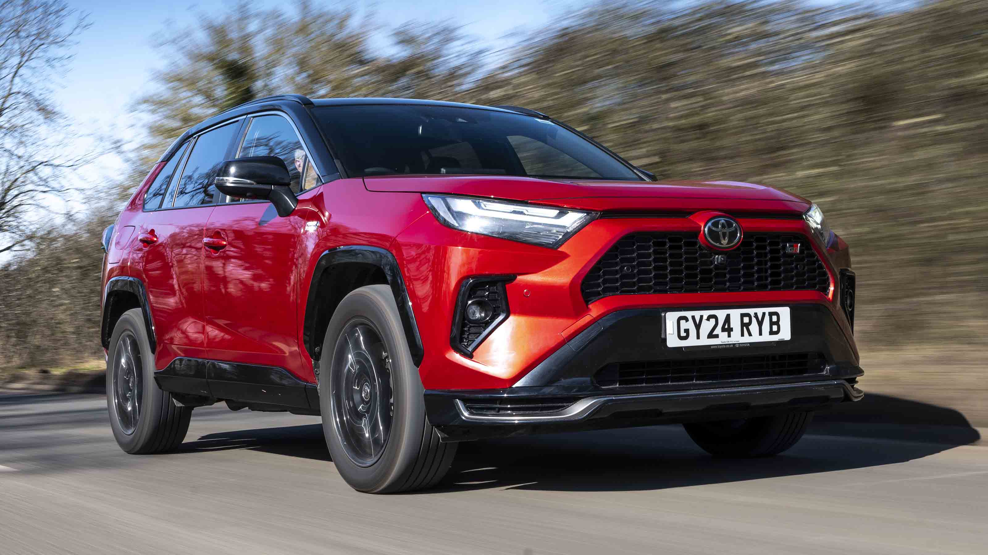 Toyota RAV4 - main image
