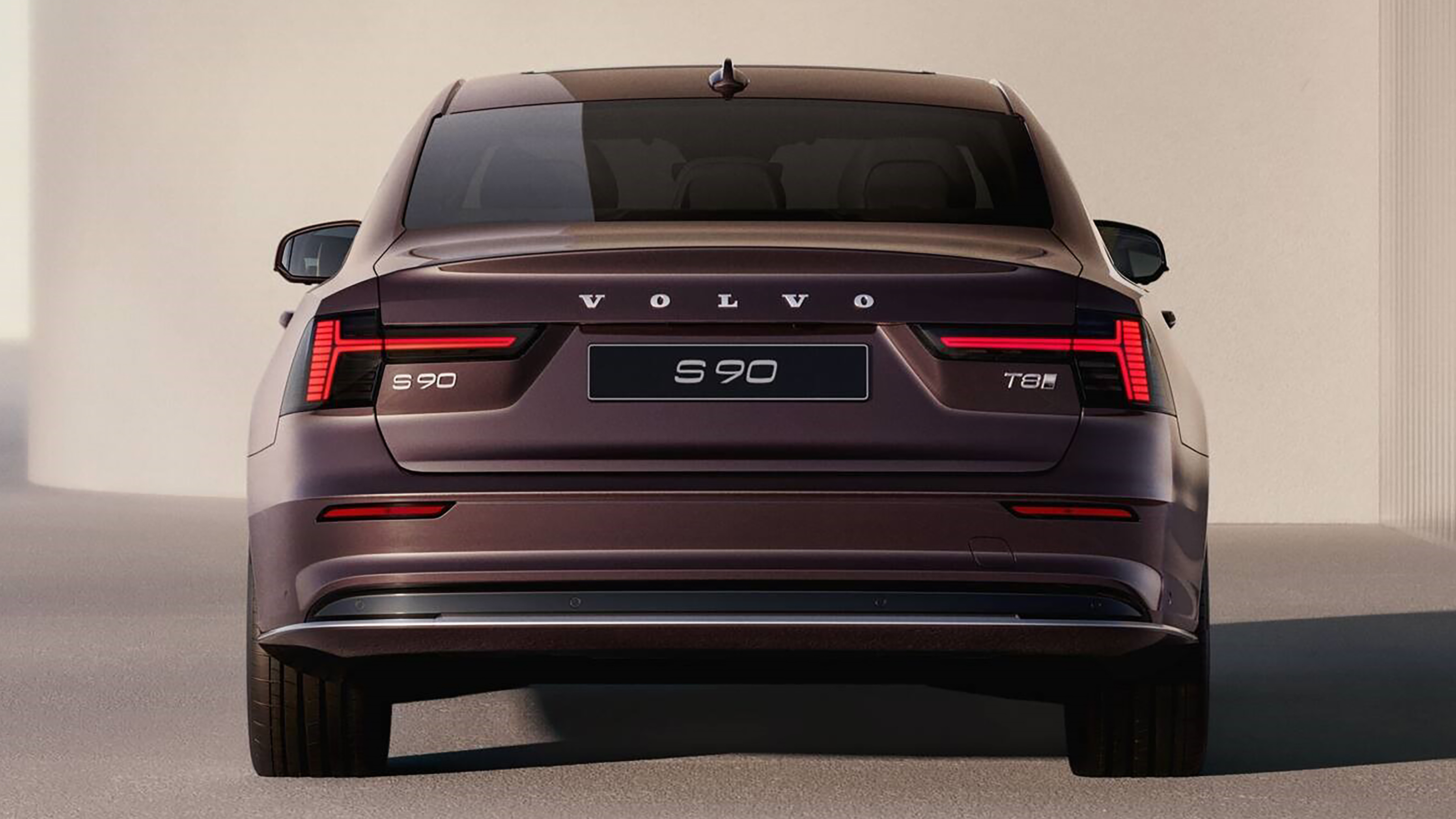2026 Volvo S90 plug-in hybrid - rear end