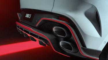 Aston Martin DBX S - exhausts