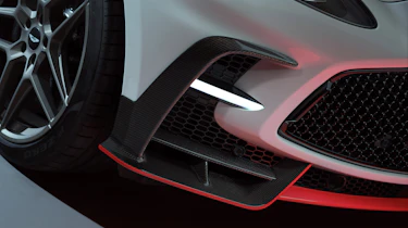 Aston Martin DBX S - fog light