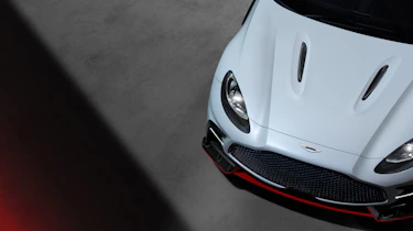 Aston Martin DBX S - bonnet