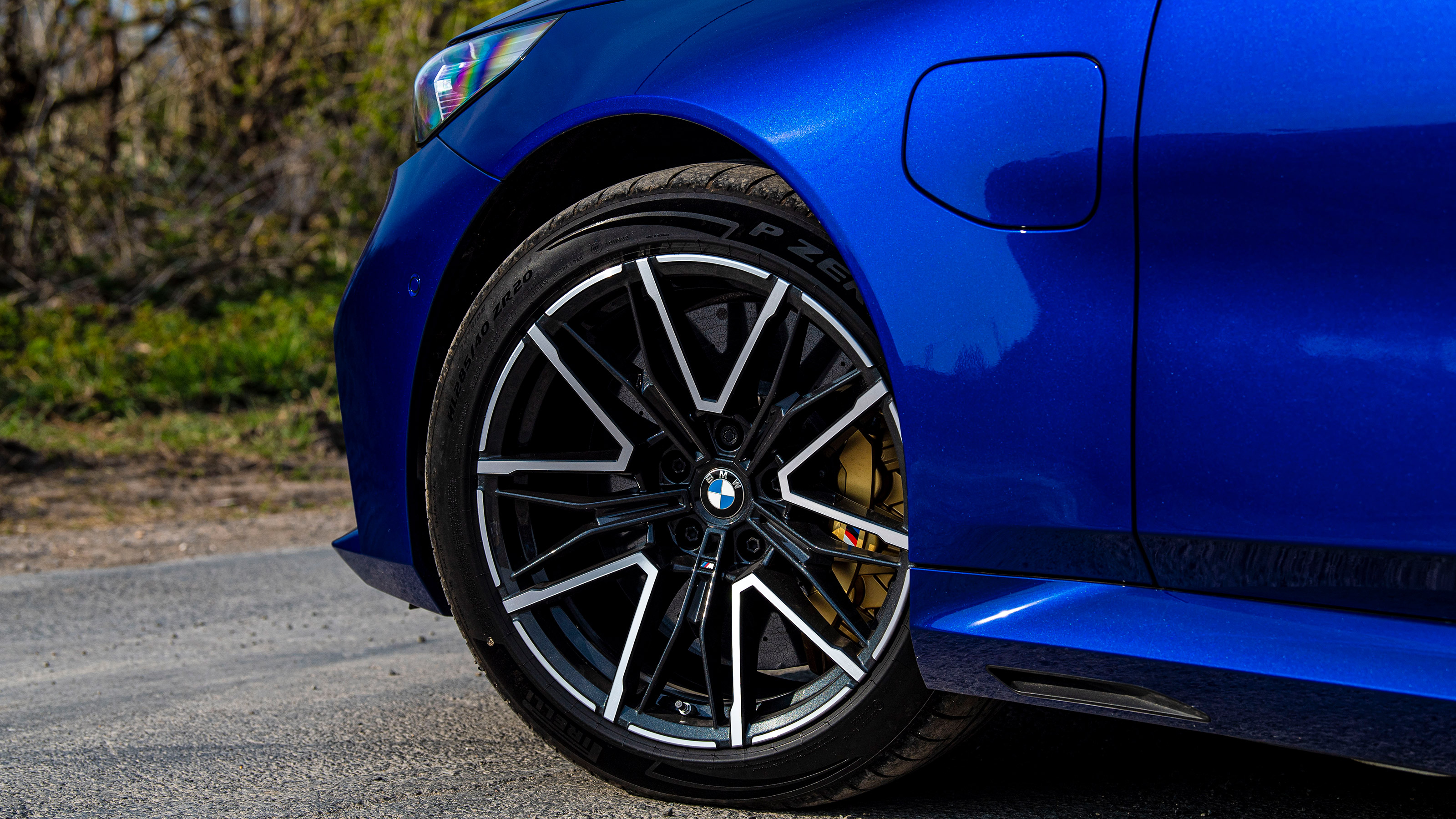 BMW M5 Touring - wheel