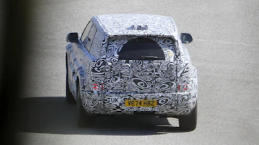 Baby Electric Land Rover Defender Sport - rear end
