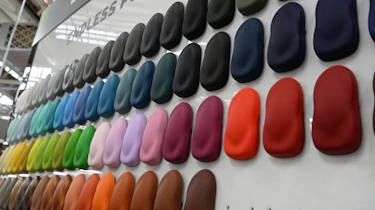 Bentley Crewe Factory- paint colour swatches