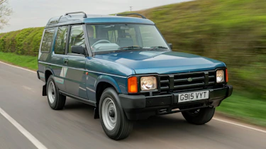 Land Rover Discovery - front tracking