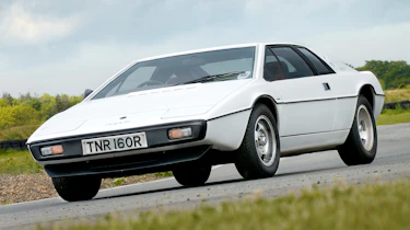Lotus Esprit - front static
