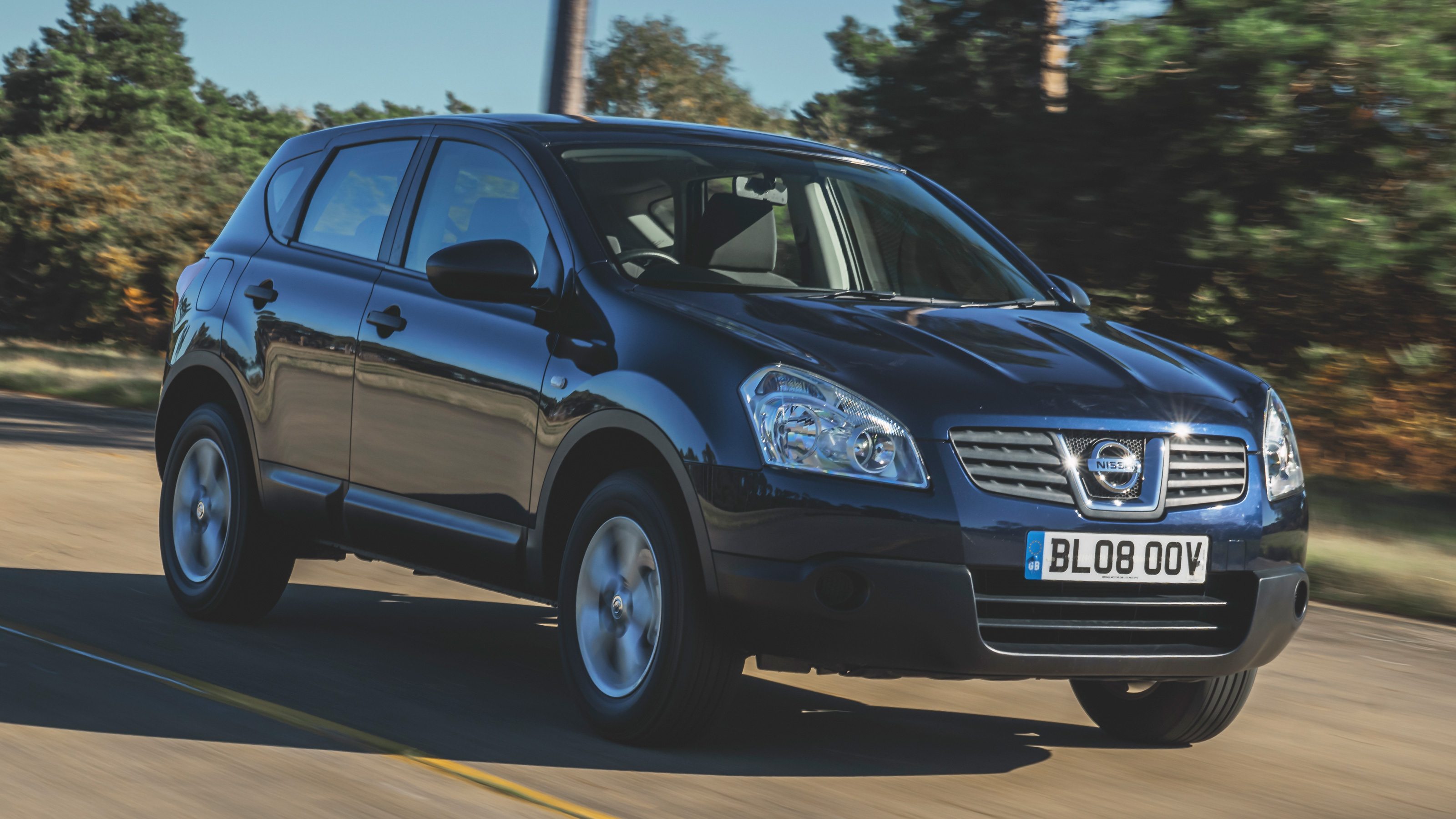 Nissan Qashqai - front tracking