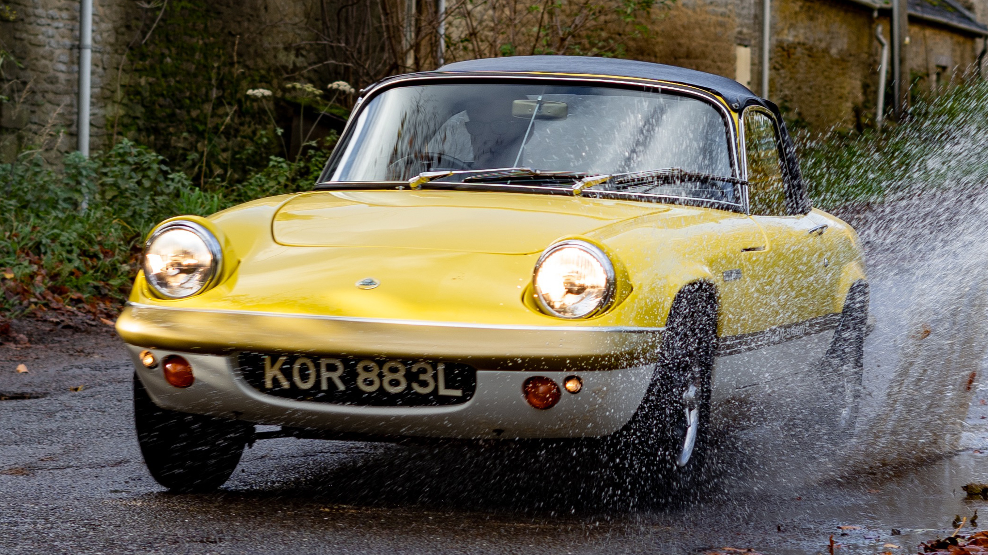 Lotus Elan Mk1 - front tracking