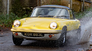 Lotus Elan Mk1 - front tracking