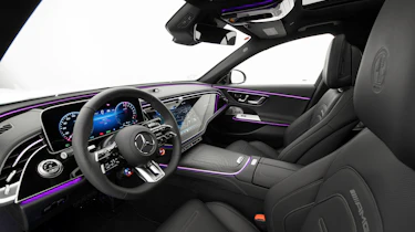 Brabus 700 - interior