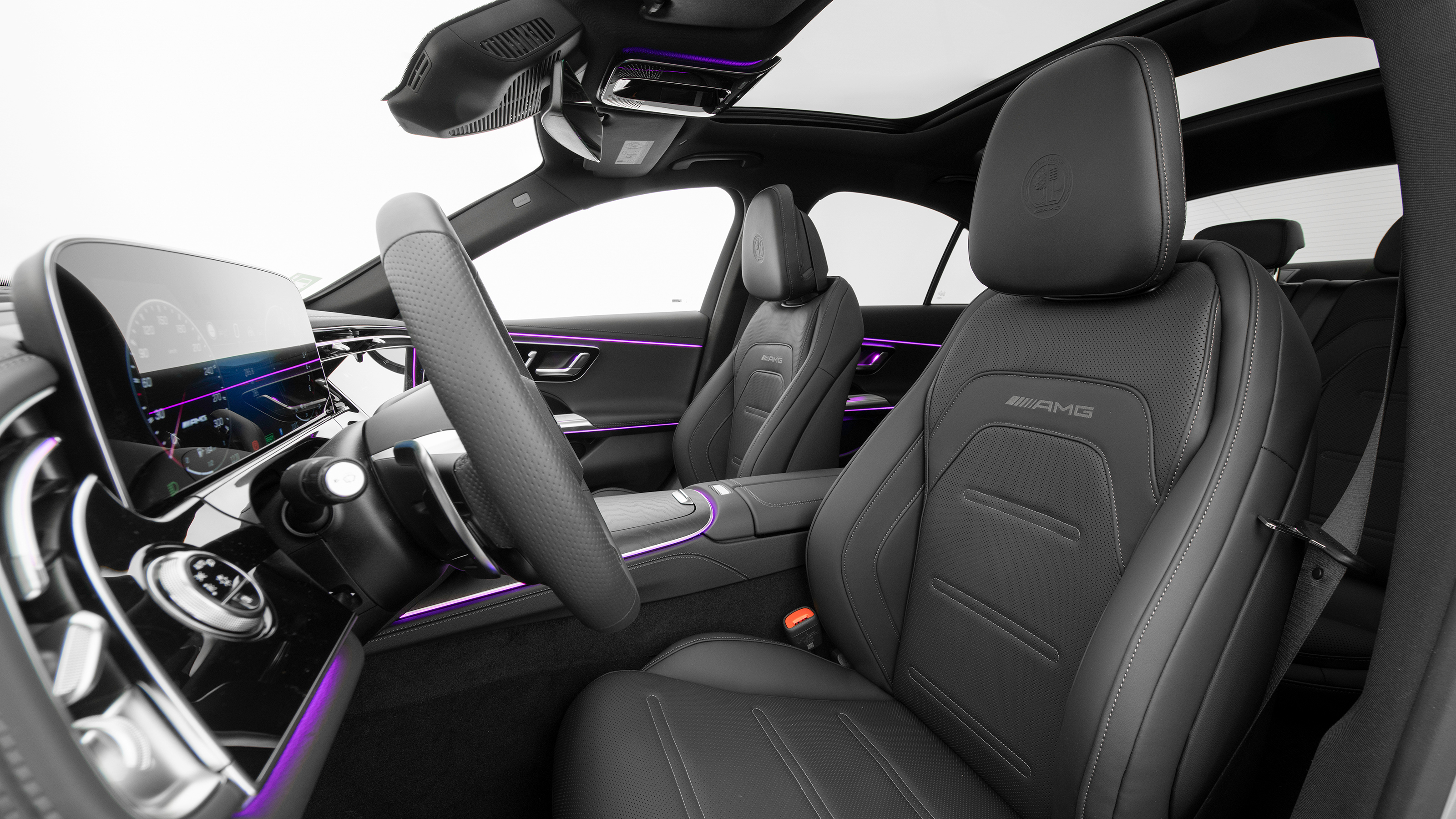Brabus 700 - front seats