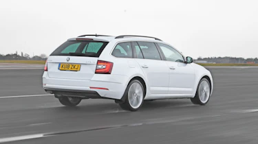 Skoda Octavia Estate - rear tracking