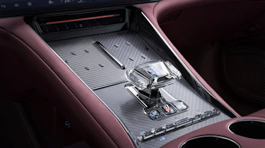 Denza Z9GT - transmission